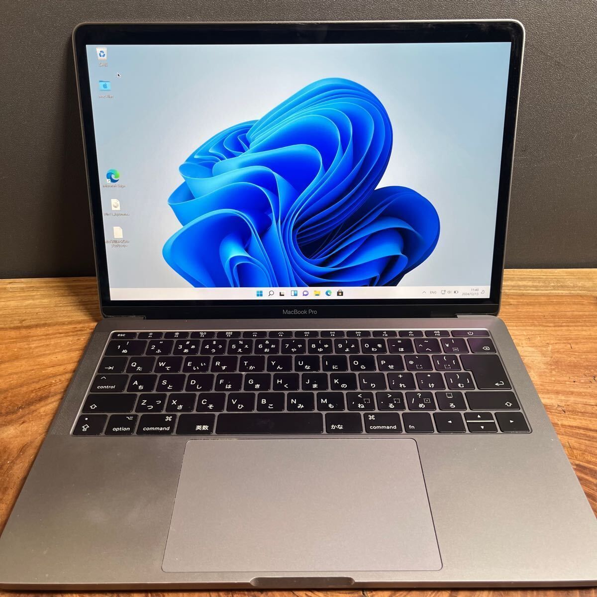 週末割引Mac Book  Pro  Windows 11 週末割引Mac Book Pro Windows 11