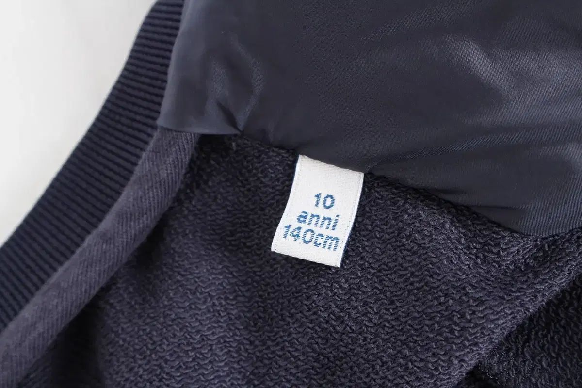 ジップアップ 10