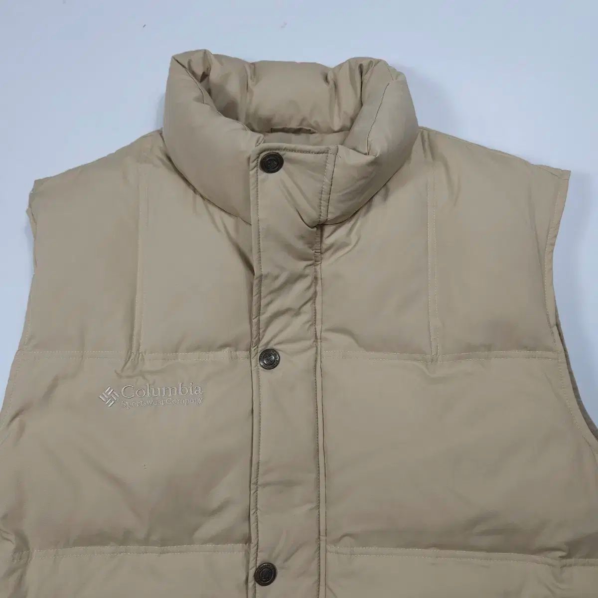 N415 Columbia　ダウンベスト　205 PM1043 サイズXL Columbia(コロンビア) / ダウンベスト/XL/ポリエステル/KHK