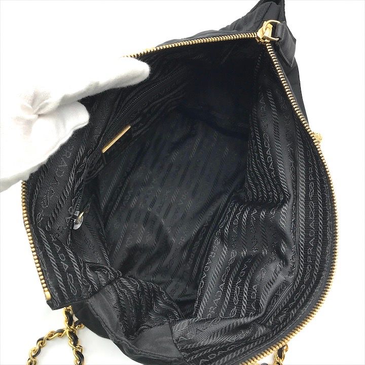 美品 PRADA プラダ テスート ナイロン ロゴプレート キルティング チェーン ショルダー トート バッグ ブラック k2325 美品 PRADA プラダ テスート ナイロン ロゴプレート キルティング