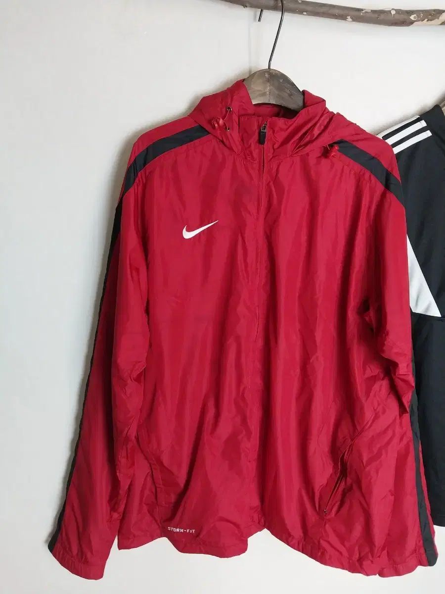 ナイキ ウインドブレーカー アディダス ジャージ T XL