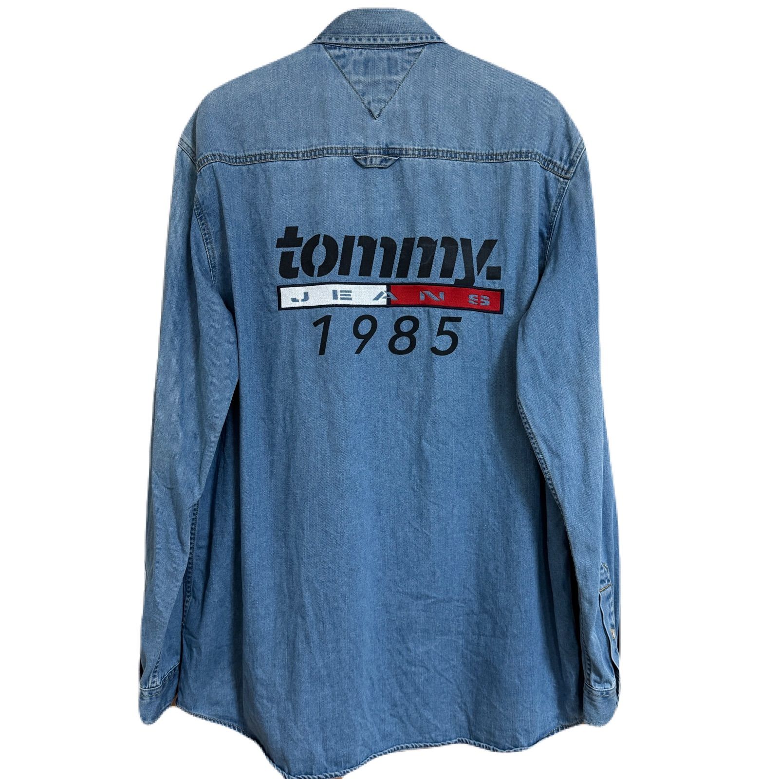 TOMMY JEANS TOMMY HILFIGER バックプリント ビッグロゴ デカロゴ 
