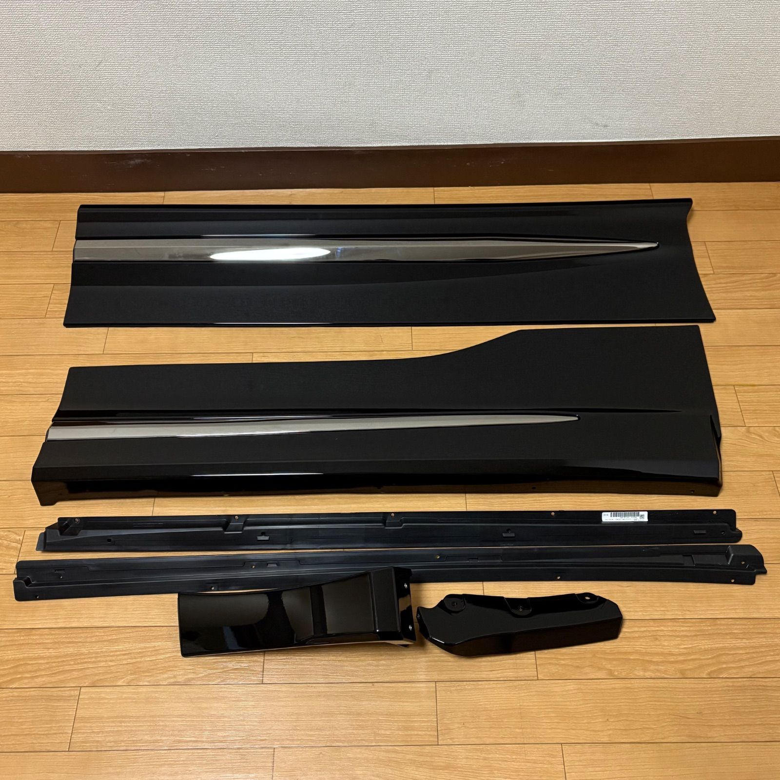 【未使用】アルファード30後期 モデリスタ サイドスカート 運転席側 070 30系アルファード後期 エアロボディ モデリスタ サイドスカート