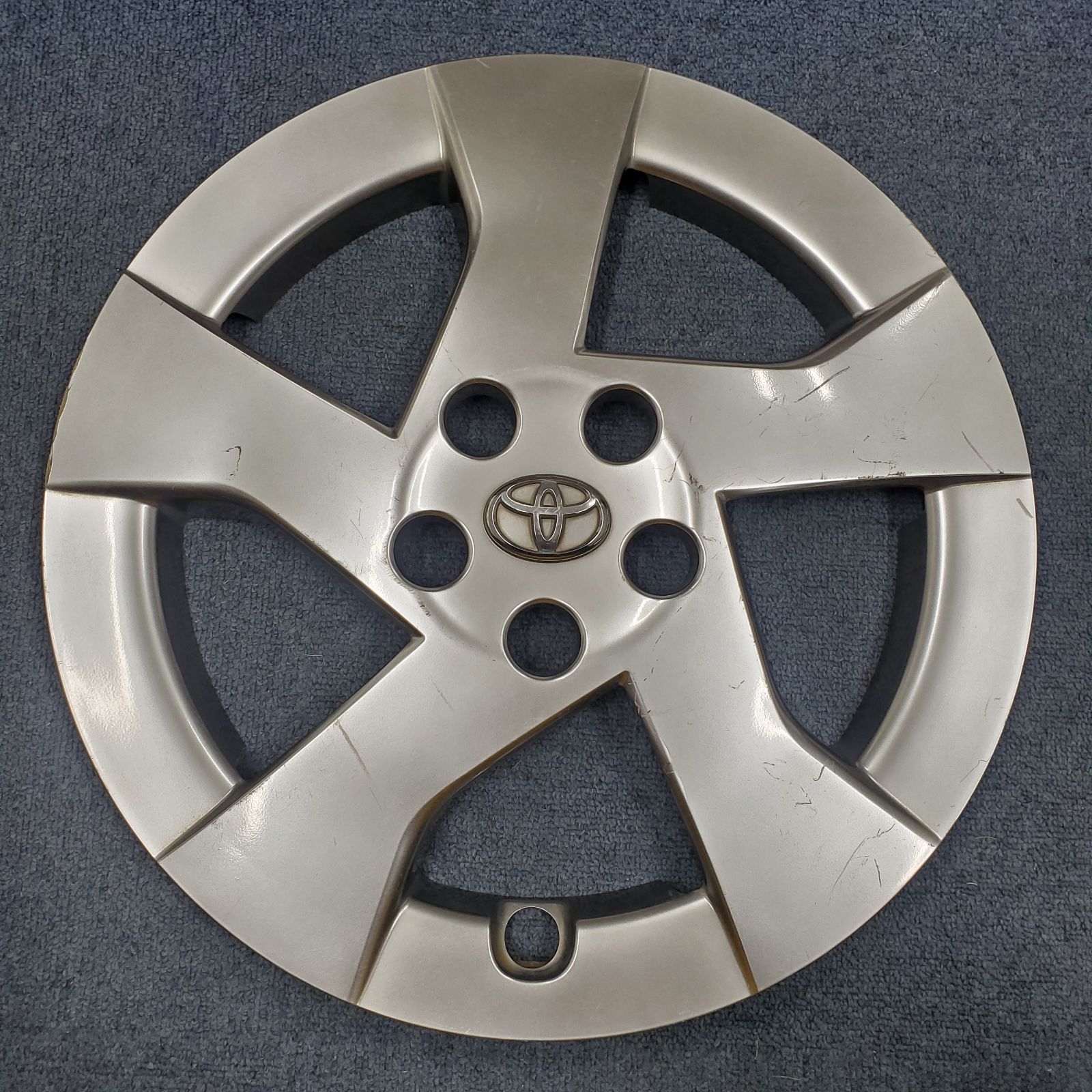 1018】トヨタ プリウス 30系前期 ハイグロス ホイールキャップ 