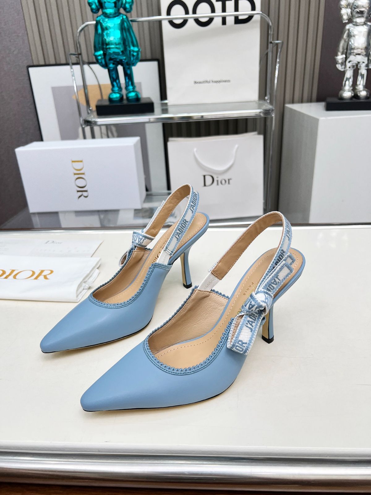 Dior 刺繍ハイヒール アルファベットロゴリボンサンダル09-3