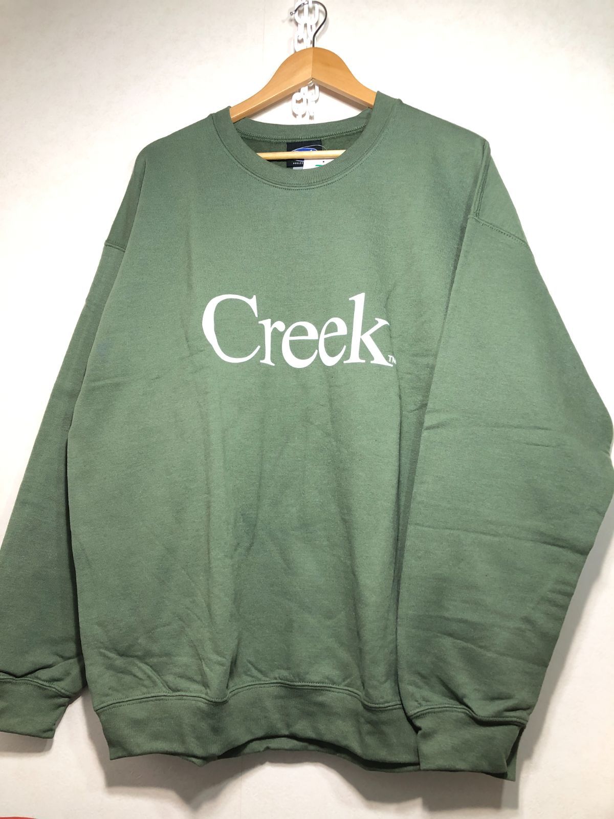 070152 未使用 Creek スウェット XL トレーナー カーキ オリーブ 裏