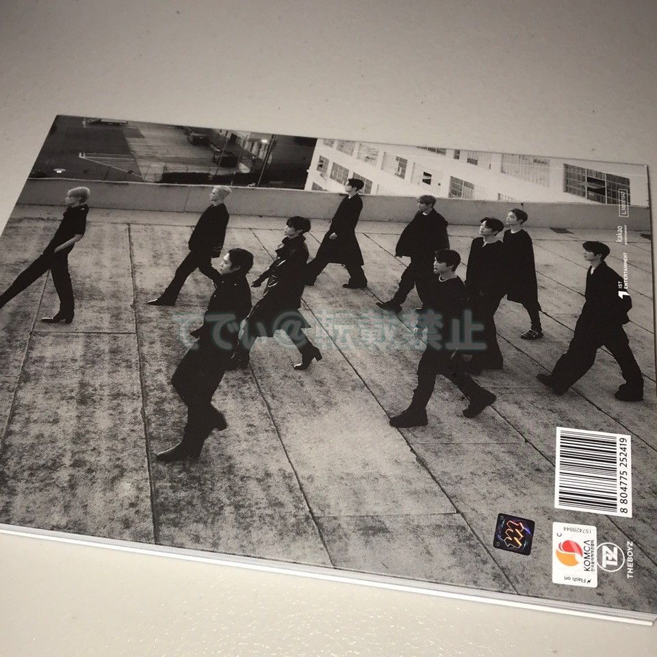 THE BOYZ 直筆サイン「BE AWARE」Document ver.CD THE BOYZ 直筆サイン「BE AWARE」Document ver.CD