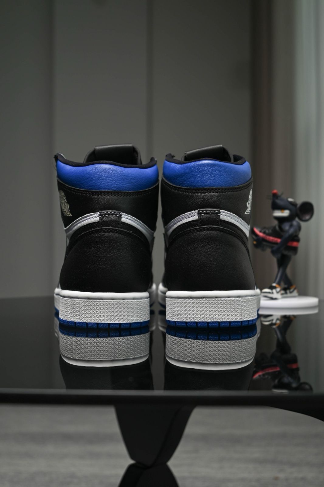 新品未使用 箱付 NIKE AIR JORDAN 1 RETRO HIGH OG "ROYAL TOE" (555088-041) ナイキ エアジョーダン 1 レトロ ハイ OG "ロイヤル トゥ"