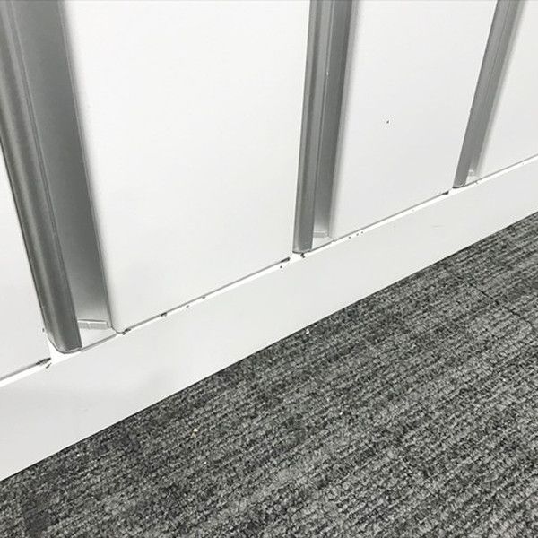 ホワイト 更衣ロッカー