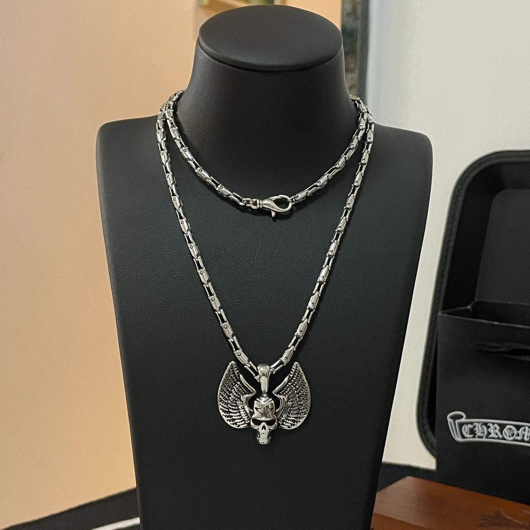 新品 Chrome Hearts(クロムハーツ) スカルモチーフ シルバーチェーンネックレス