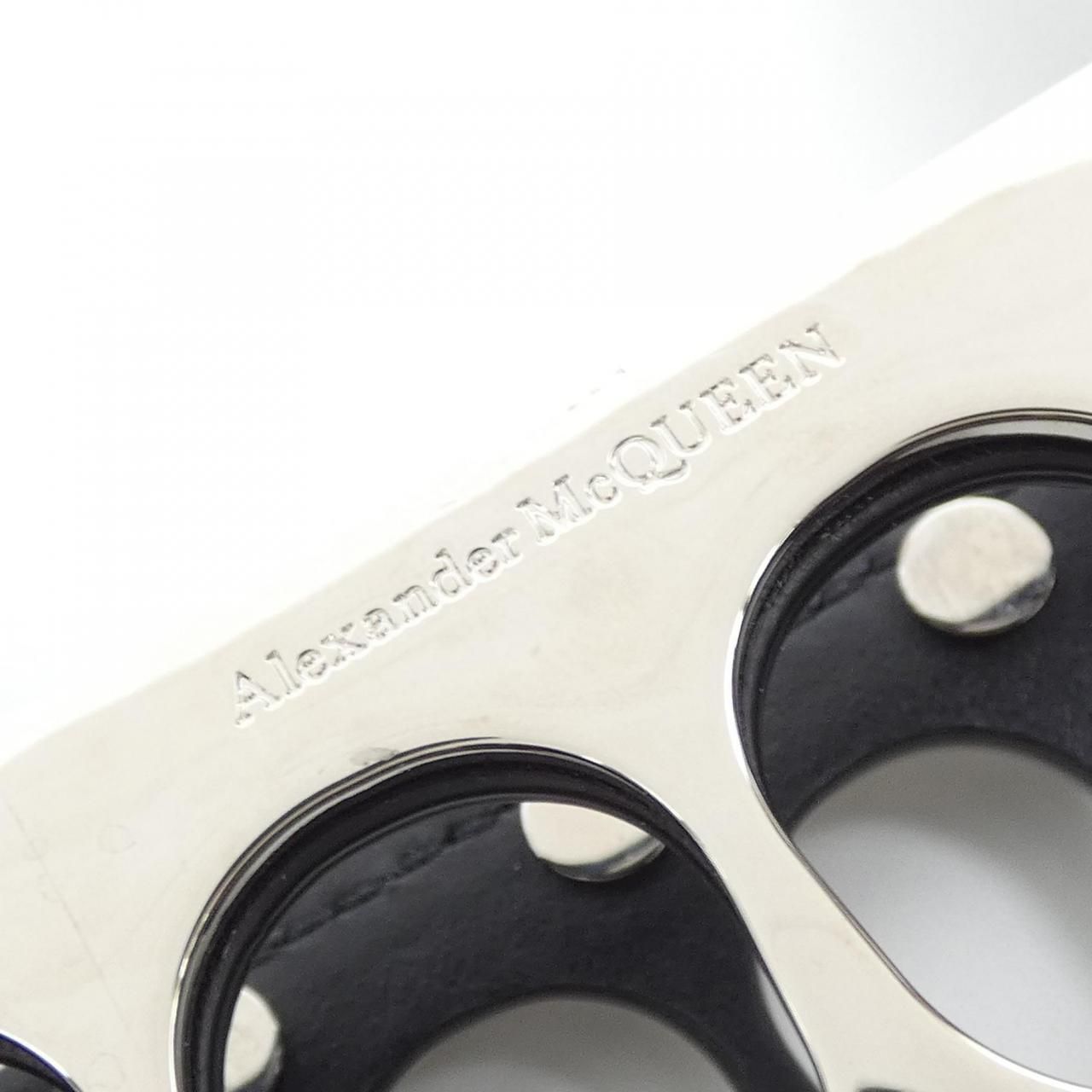 アレキサンダーマックイーン McQUEEN