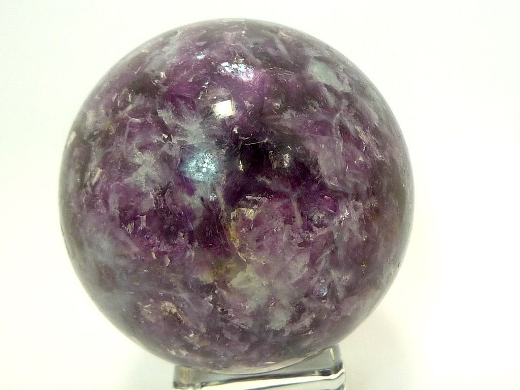 パープルマイカ レピドライト スフィア お守り 雲母 美しい結晶 妖艶 肉体精神感情バランス安定 変革 希望 ポジティブ 愛情 再生 天然石U6