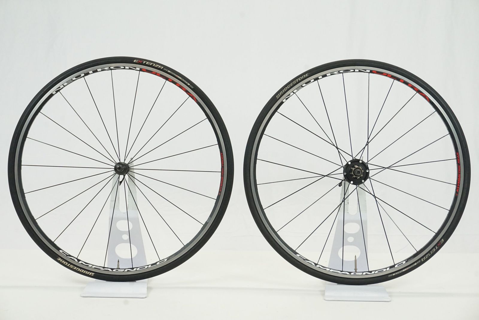 Campagnolo カンパニョーロ Neutron Ultra ニュートロンウルトラ Campagnolo カンパニョーロ Neutron Ultra ニュートロンウルトラ