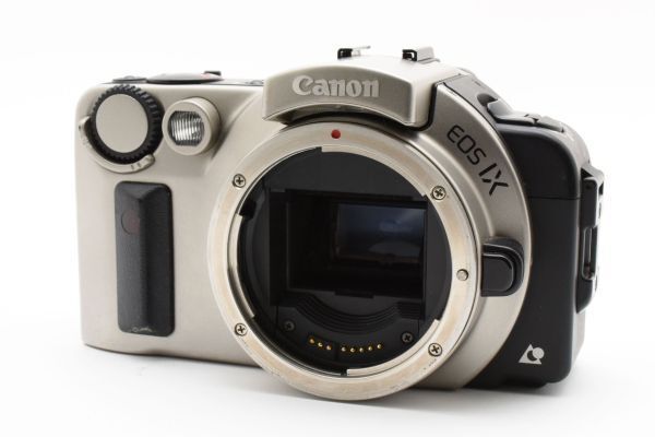 ★良品★完動★CANON キヤノン EOS IXE + EF 35-80mm F4-5.6 III + EF 75-300mm F4-5.6 III ☆美品☆ キャノン Canon EOS IXE ボディ フィルム 一眼レフ #K152