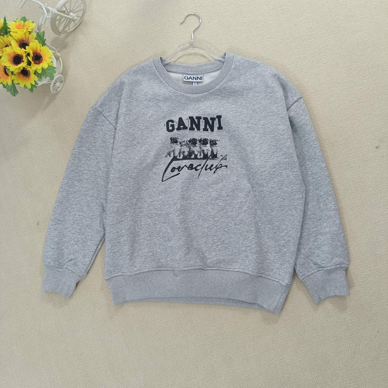 GANNI ガニー トップス トレーナー スウェット グレー 犬柄 カワイイ