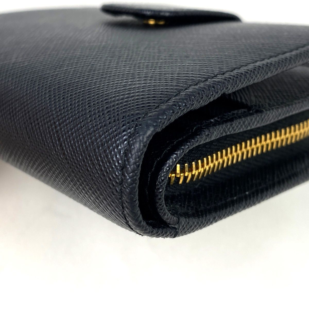 プラダ 二つ折り財布 1ML018 ブラック レザー レディース PRADA 【中古