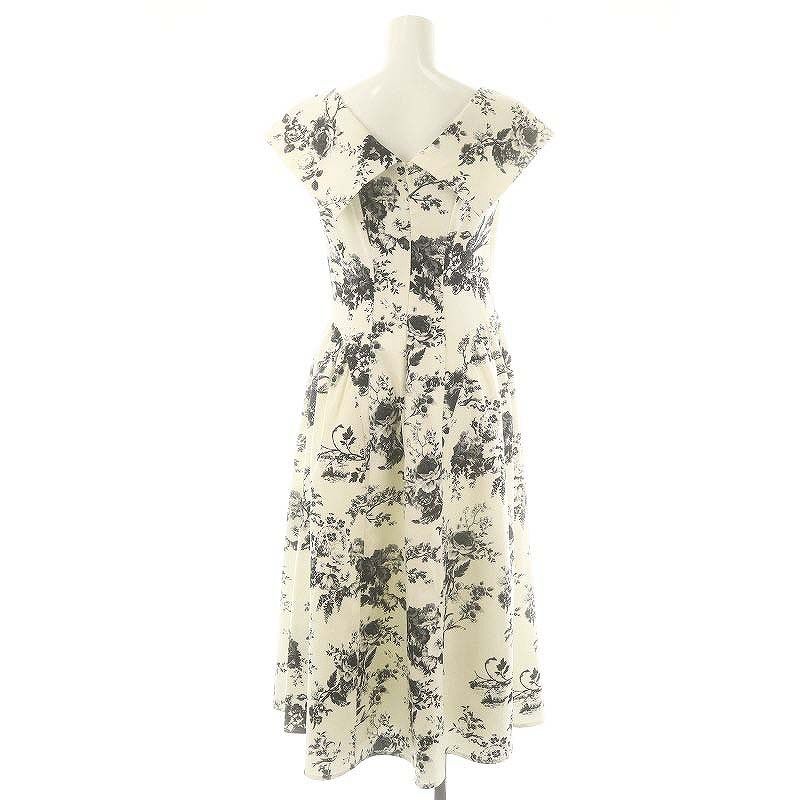 Dress ドレス