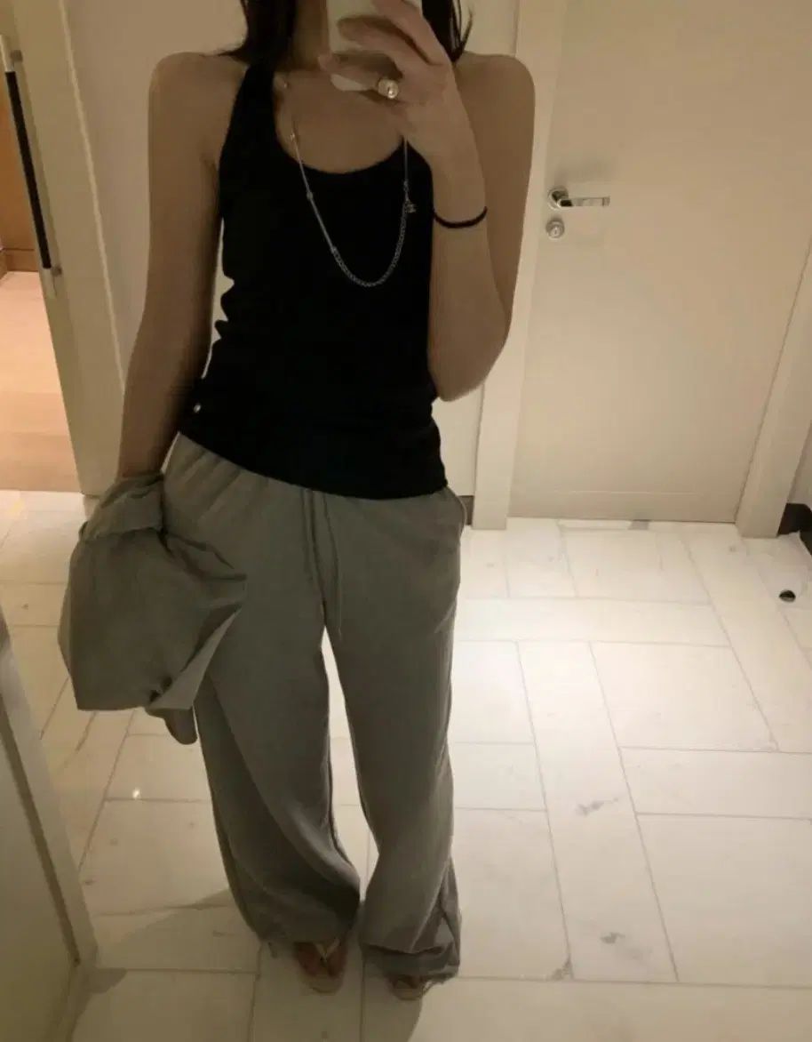 ベラ トレーニングパンツ