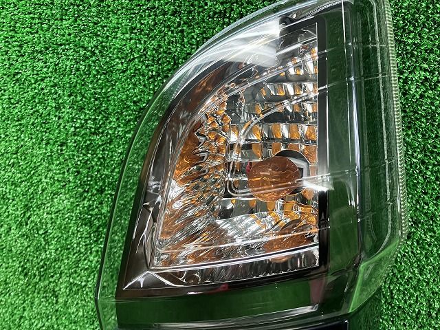 LED球切れ無 ジャンク ホンダ JH1/2 N-WGN カスタム 前期 右テール