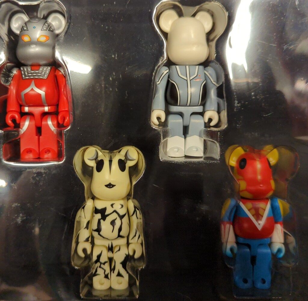 MEDICOM TOY - ウルトラセブン 4pcs set 100%ベアブリック/未使用 MEDICOMTOY BE@RBRICK 100%ULTR@/BE@RBRICK[パート2