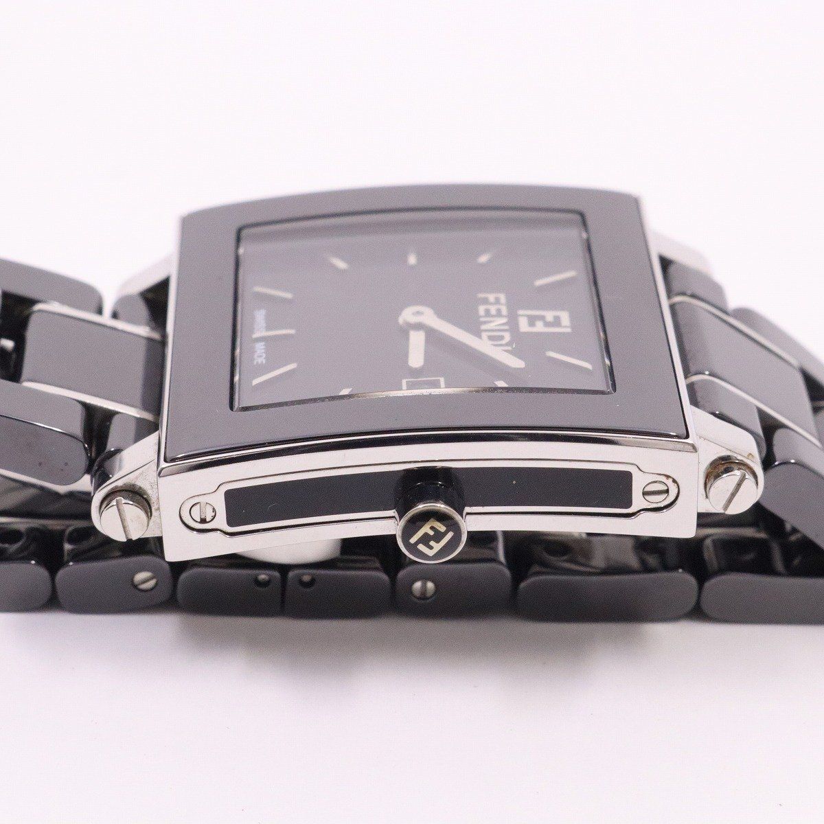 フェンディ 6200G クアドロ クォーツ ボーイズ 腕時計 黒セラミック