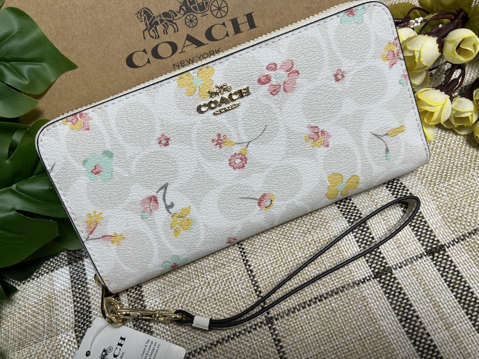 コーチ COACH 長財布 財布 フローラルプリント花柄 ストラップ