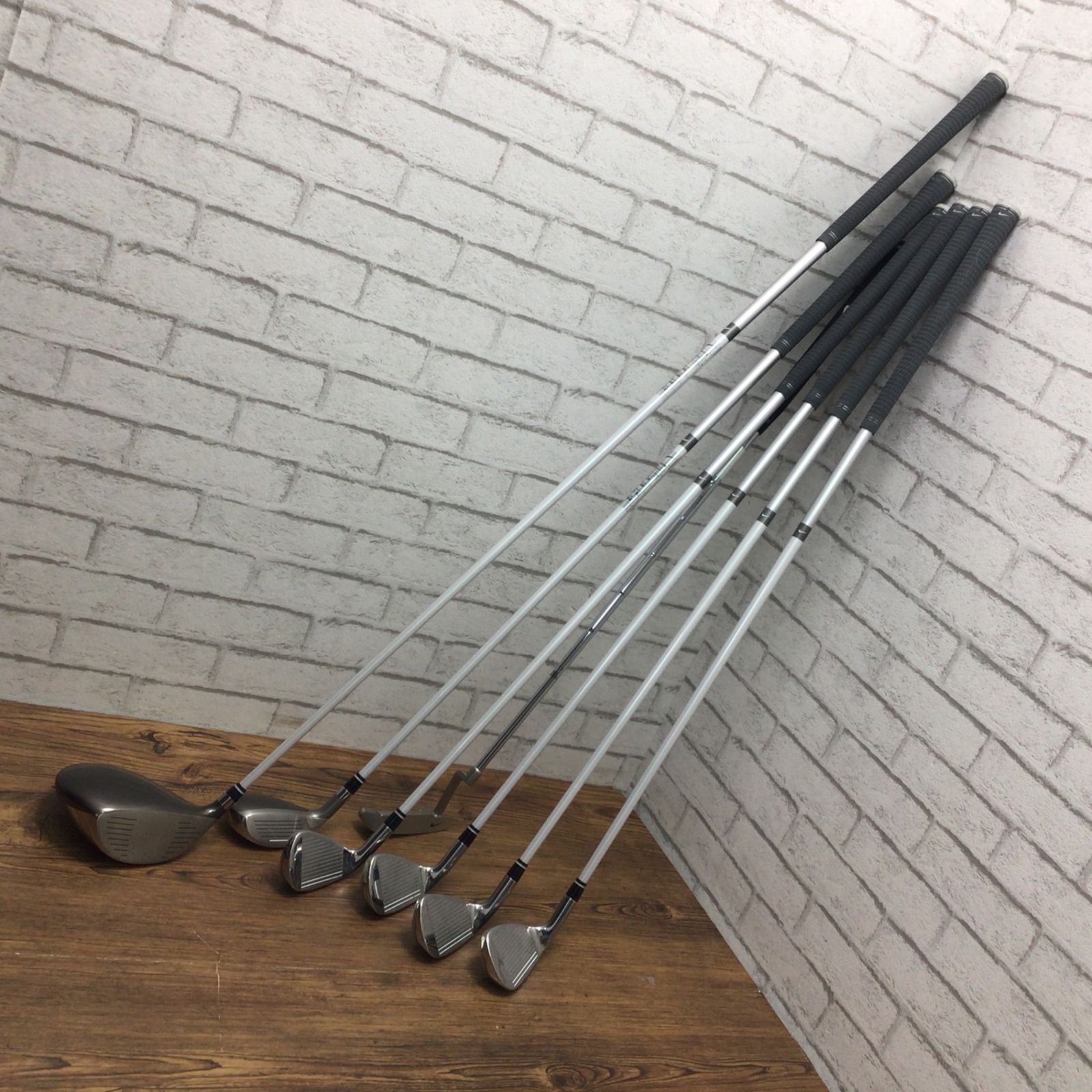 9493 女性用 NIKE ナイキ ゴルフクラブセット 7本 キャディバッグ付き レッド 入門用 ドライバー アイアン パター スターターセット