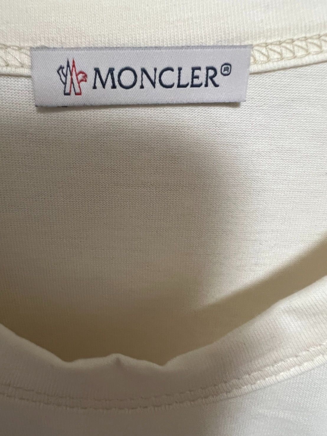 ☆未使用☆本物保証！MONCLER レタリングロゴ ロングTシャツ 在庫S