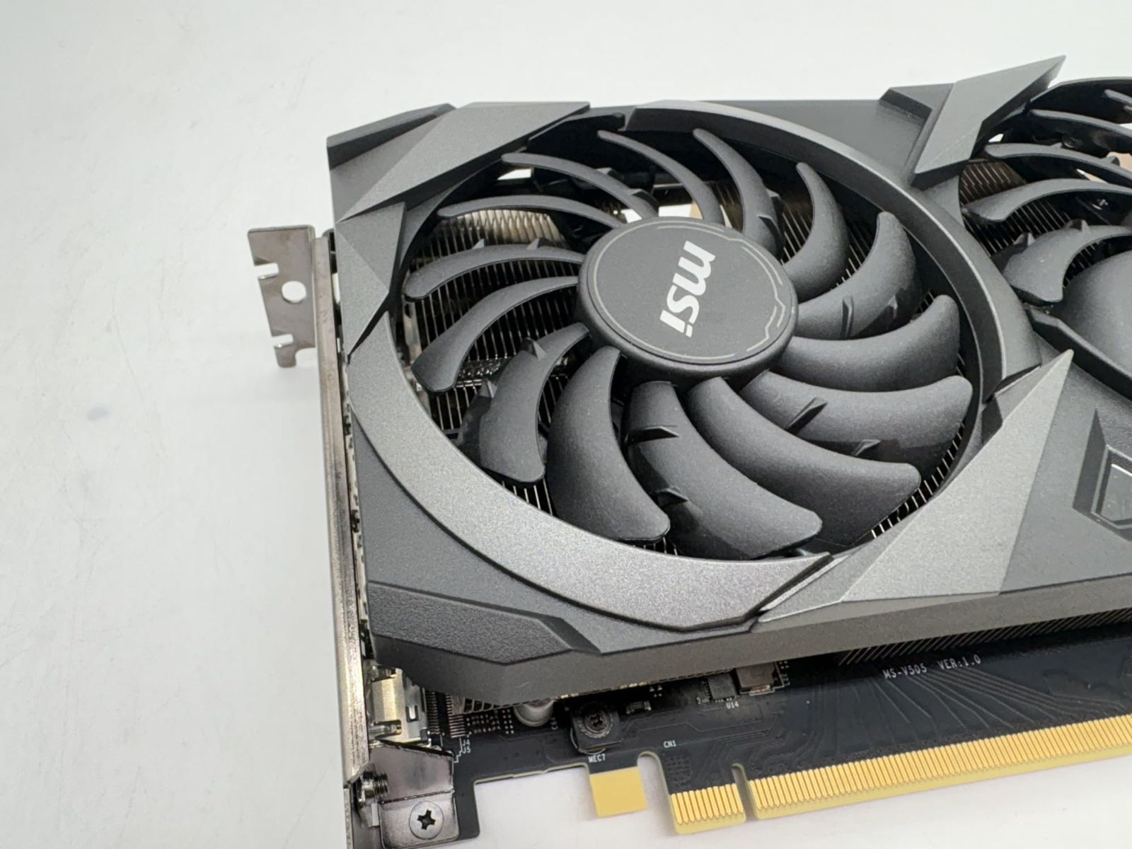 No.2556 MSI GeForce RTX 3070 Ti VENTUS 3X 8G OC グラフィックスボード VD7701