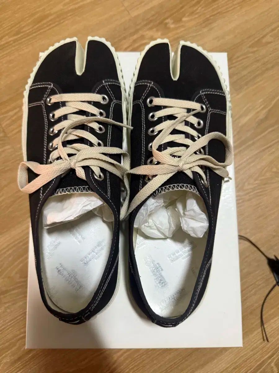 メゾン Maison Margiela(メゾンマルジェラ) 足袋 スニーカーズ