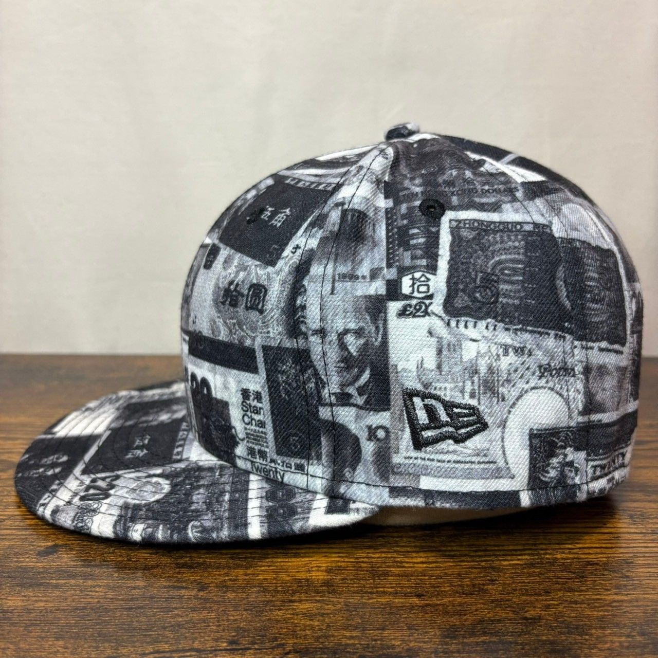 J15 ニューエラ 59fifty ＄ money マネー プリント 1670 J15 ニューエラ 59fifty ＄ money マネー プリント 1670 - メルカリ