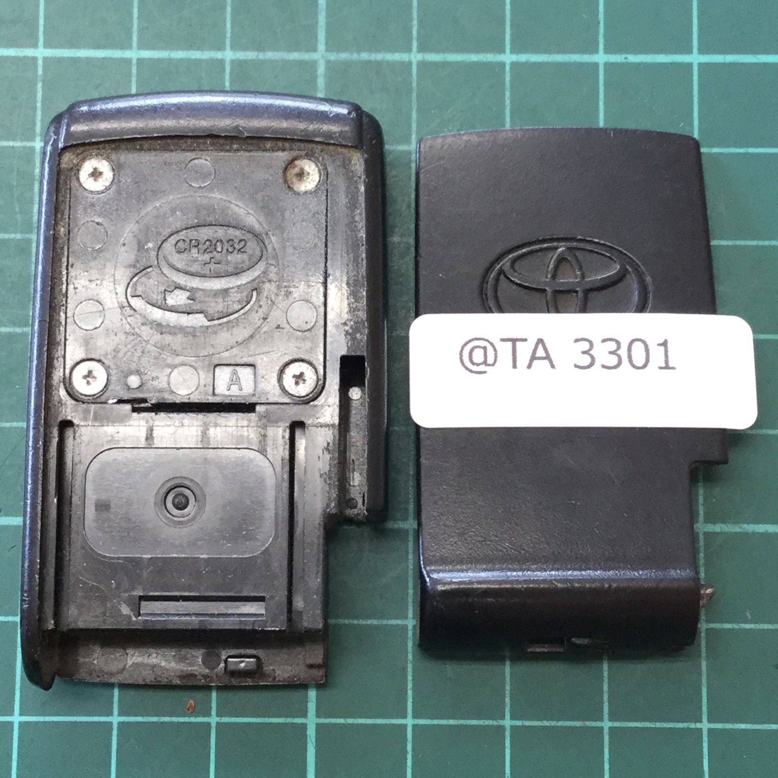 プリウス (1)プリウス DAA-ZVW55 キーレス スマートキー 鍵 89904