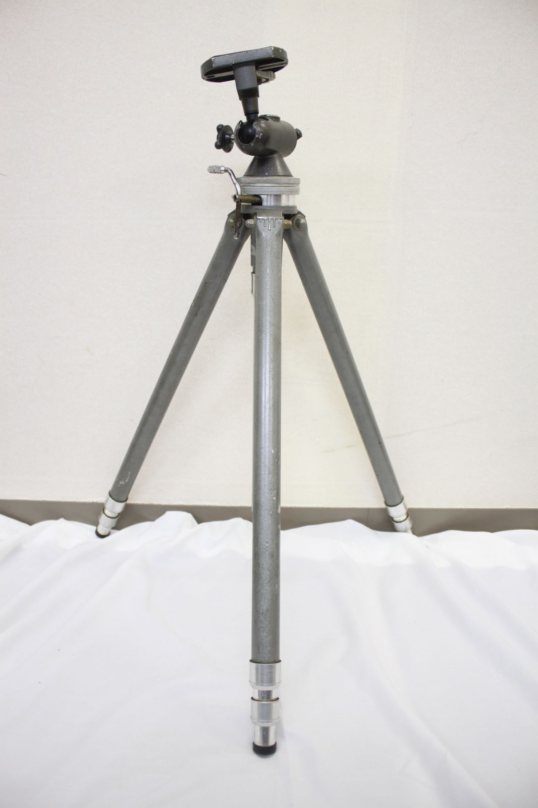 GITZO 三脚 返品保証】 ジッツォ GITZO CREMAILLERE 三脚 M5381 新品)GITZO