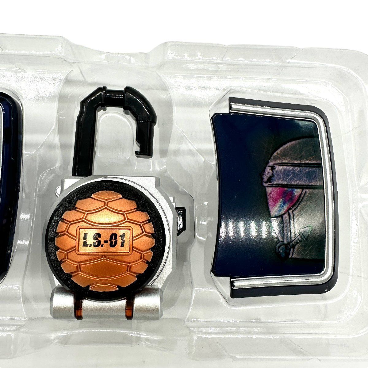 BANDAI バンダイ】仮面ライダー鎧武 DXロックシード 仮面 BANDAI バンダイ】仮面ライダー鎧武 DXロックシード 仮面