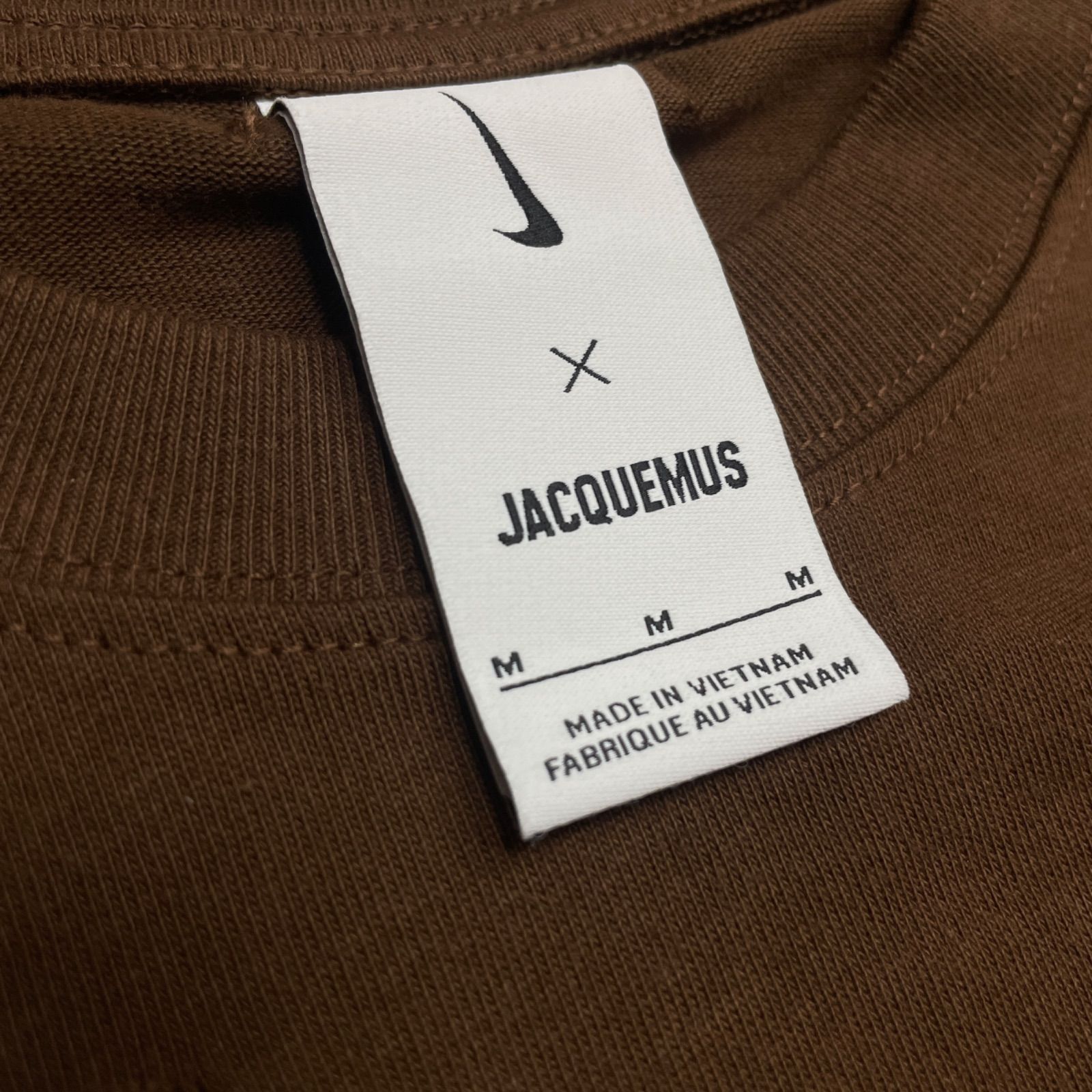 定価11110円 Jacquemus Nike Nrg He S/S Tee FJ3478-259 ブラウン M