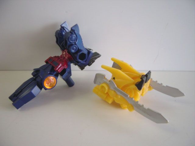 Itu07FZトランスフォーマープライムアームズマイクロン6種変形