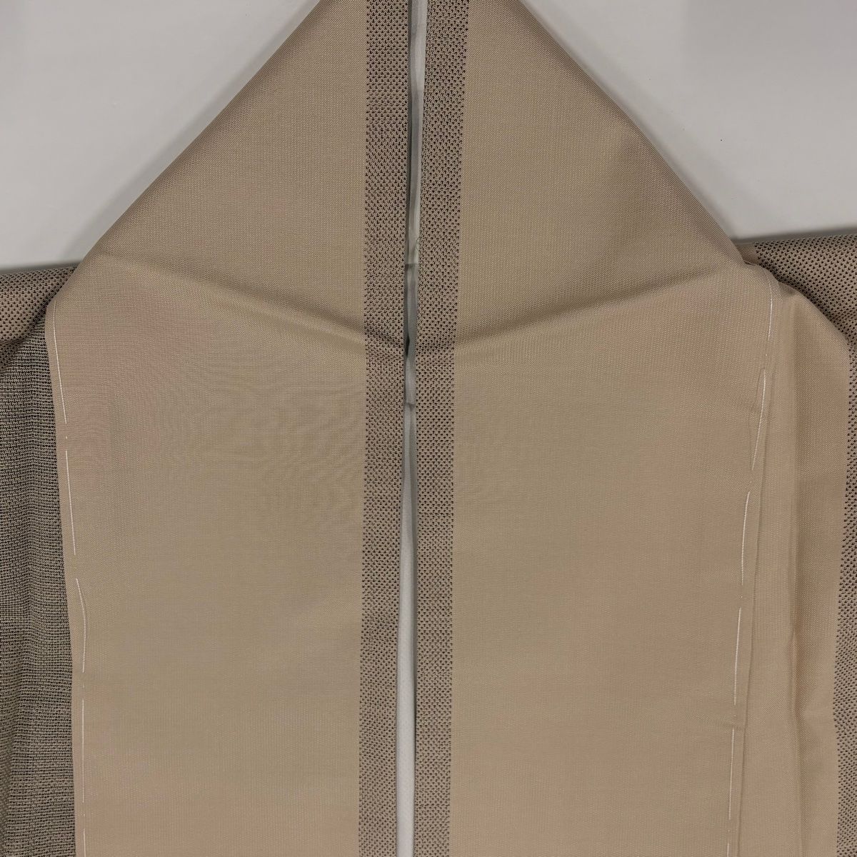 紬 身丈160cm 裄丈64cm M 袷 縦縞 薄茶色 正絹 美品 秀品 【中古