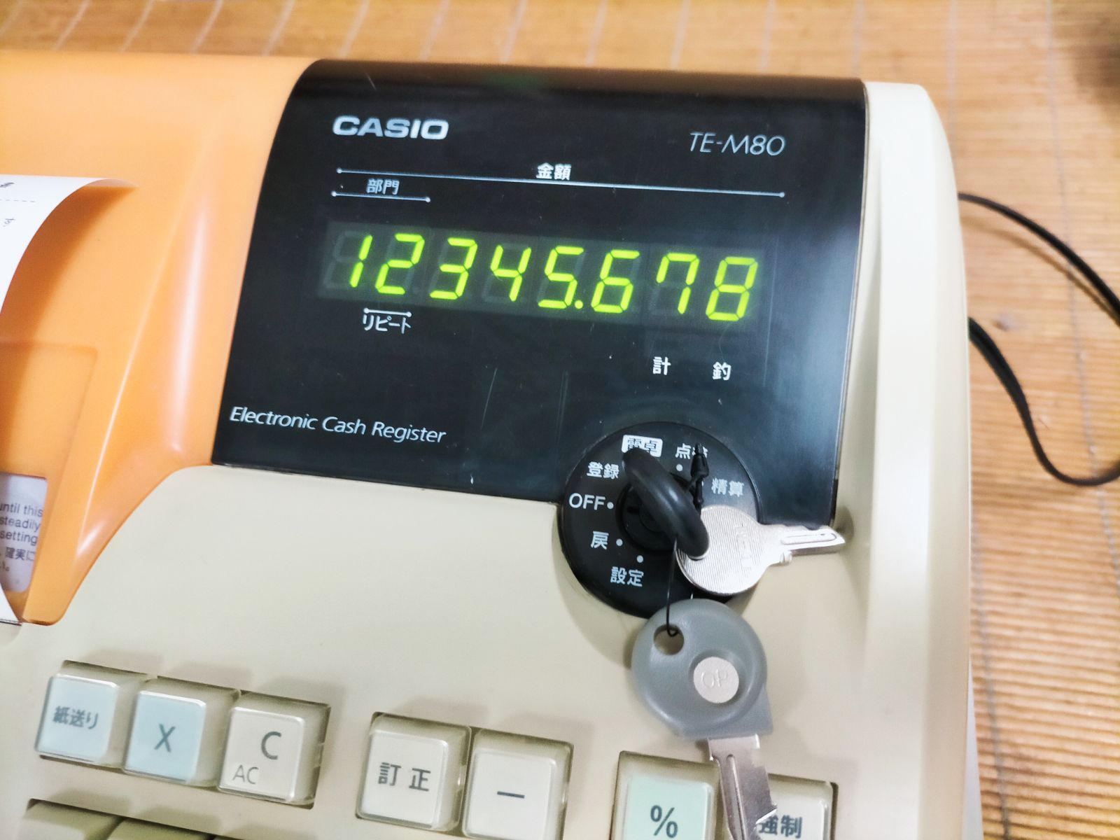 カシオレジスター　TE-M80　中古品　人気機種感熱紙　送料無料　002544 カシオレジスター TE-M80 中古品 人気機種感熱紙 送料無料