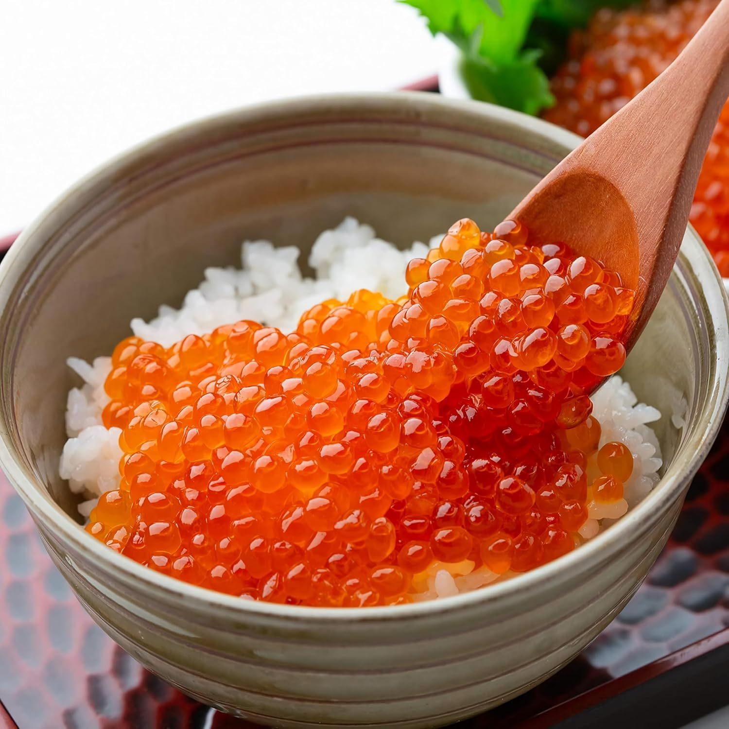 愛名古屋 いくら 醤油漬け 鱒卵 冷凍 1kg 500gx2P ギフトボックス付き