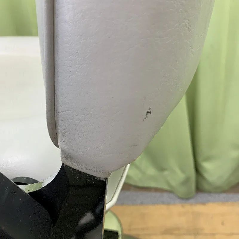 リクライニングチェア