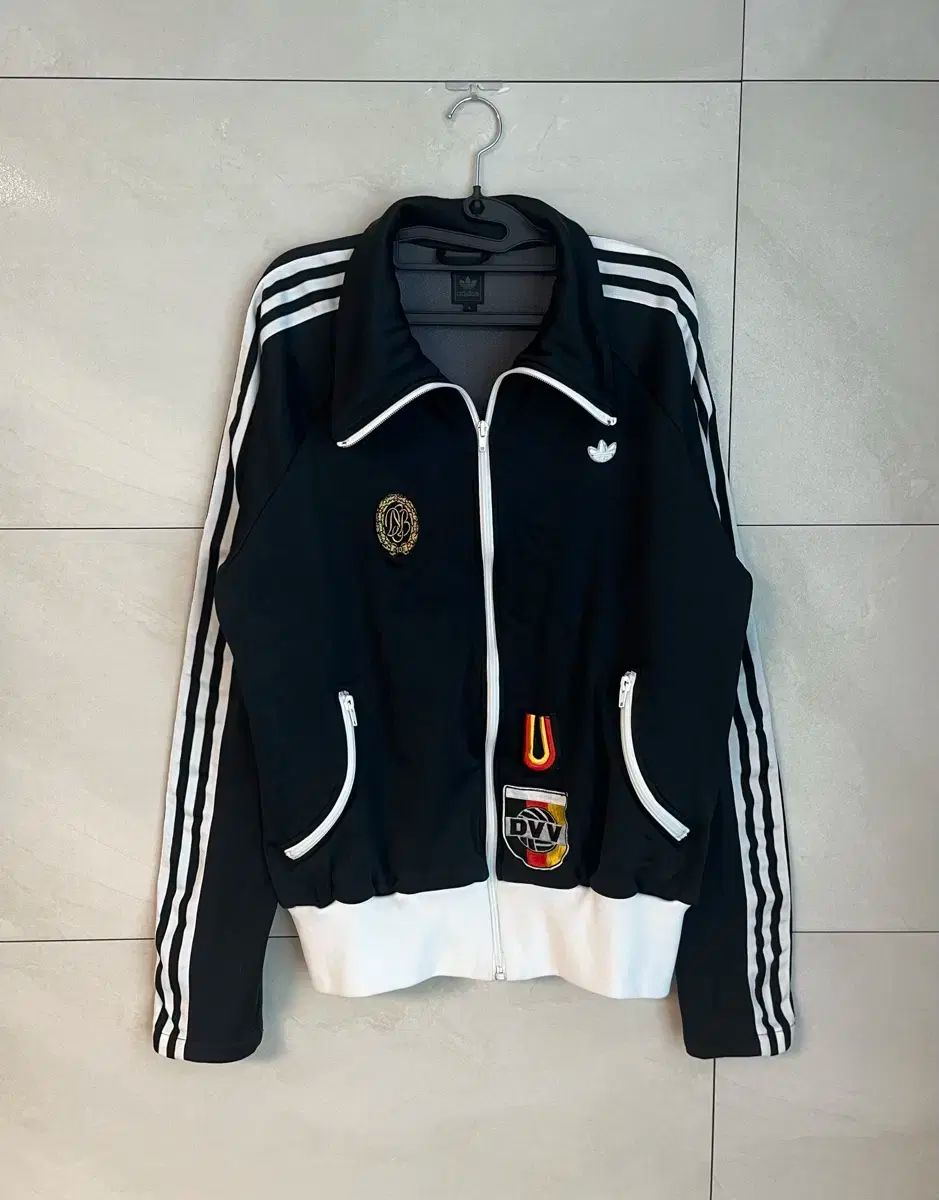 adidas(アディダス) グーフィーバード ジャージ （ L size ）
