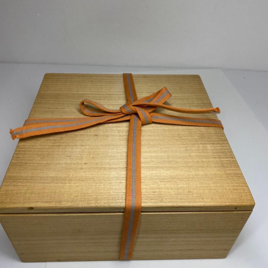 13代 酒井田柿右衛門 鉢 幅約18.4㎝ 共箱 トヒチサ 東さ6-1216③