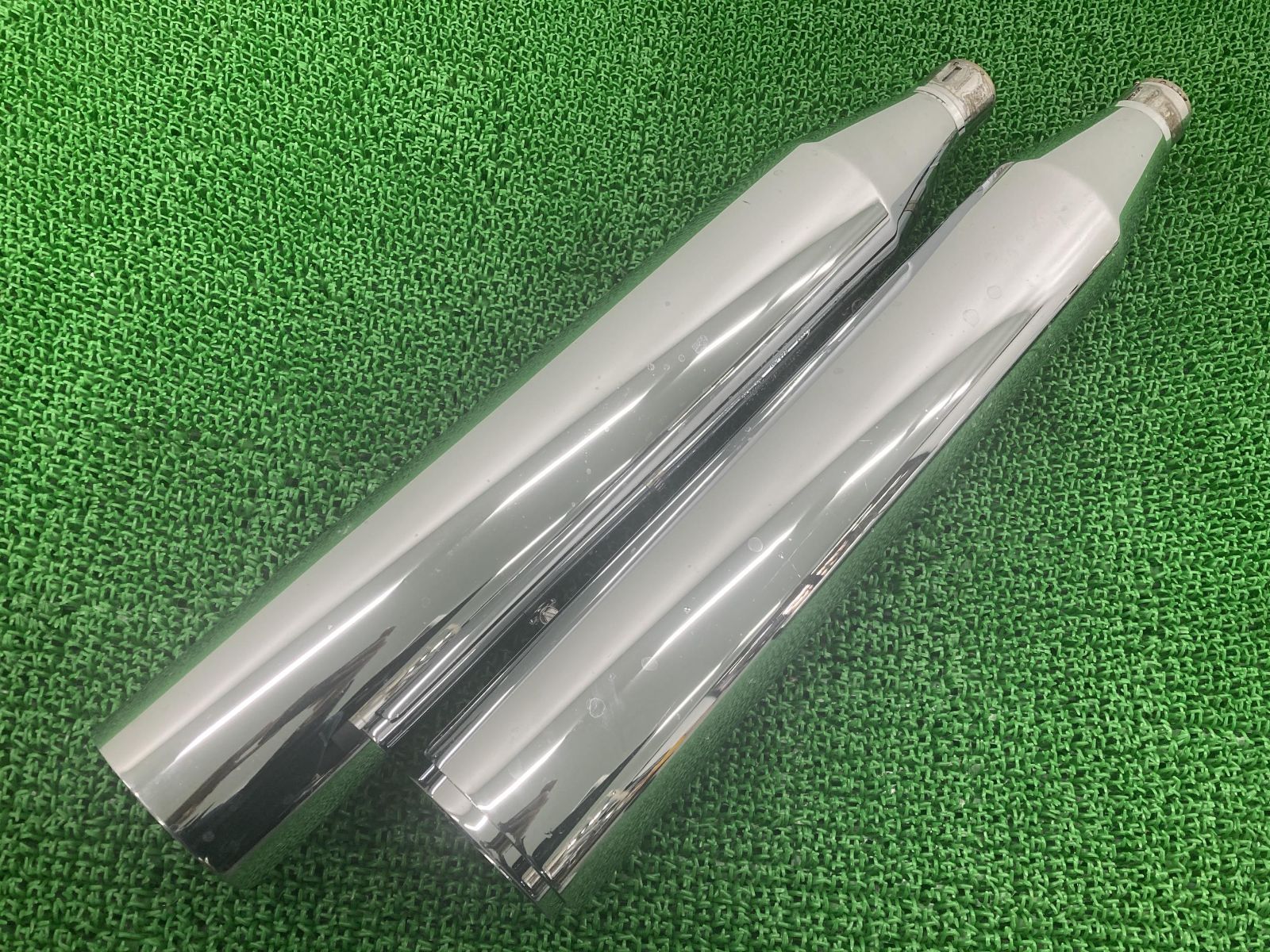 FLFBS1870 サイレンサーマフラー 64900460 ハーレー 純正 中古
