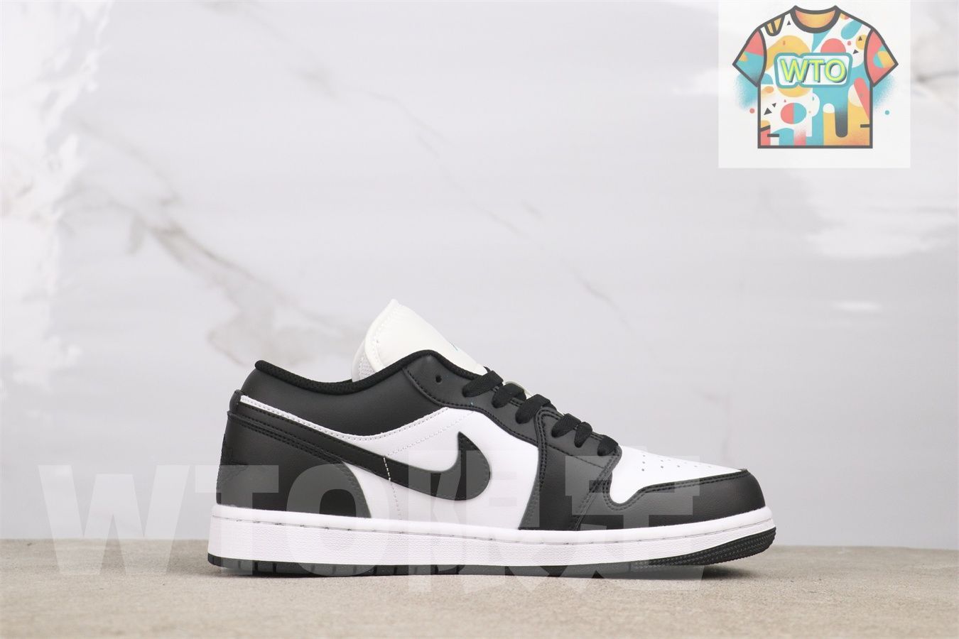 ジョーダン1代ローカットシリーズ ブラック＆ホワイト 553558-131-WTO輸入2