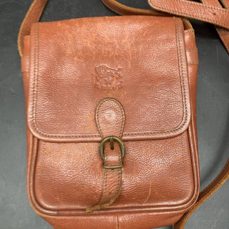 IL BISONTE ショルダーバッグ レザーバッグ ブラウン茶 無地 メンズレディース イルビゾンテ