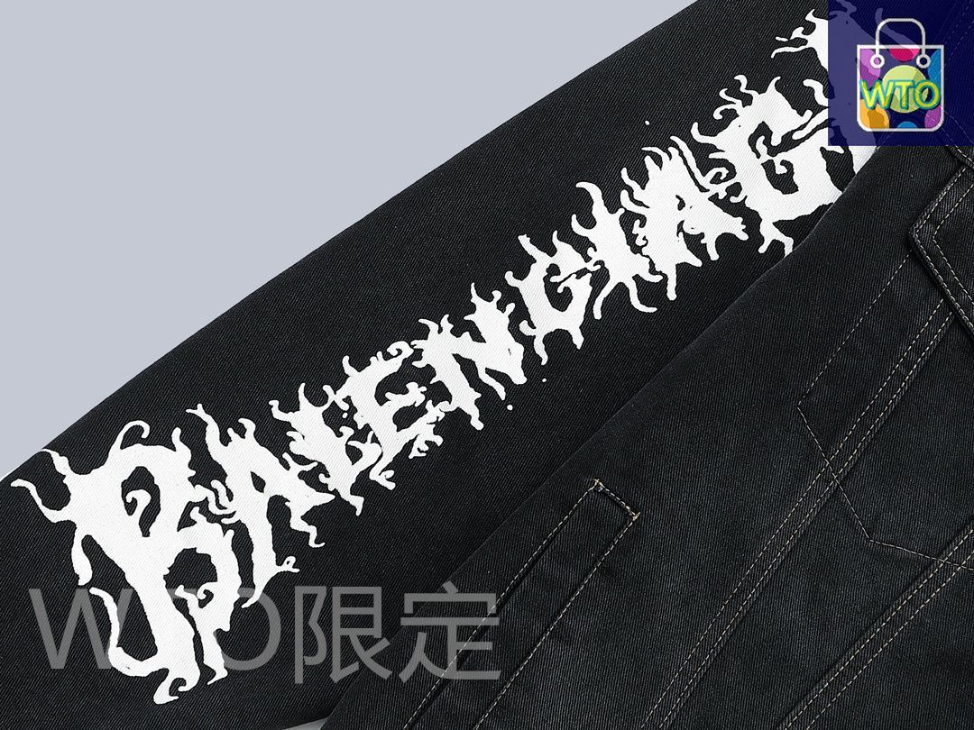 スタイル チューリッヒ家の BAL の火炎グラフィティ柄のデニムジャケット WWW_GEBZETESISAT_COM_TR