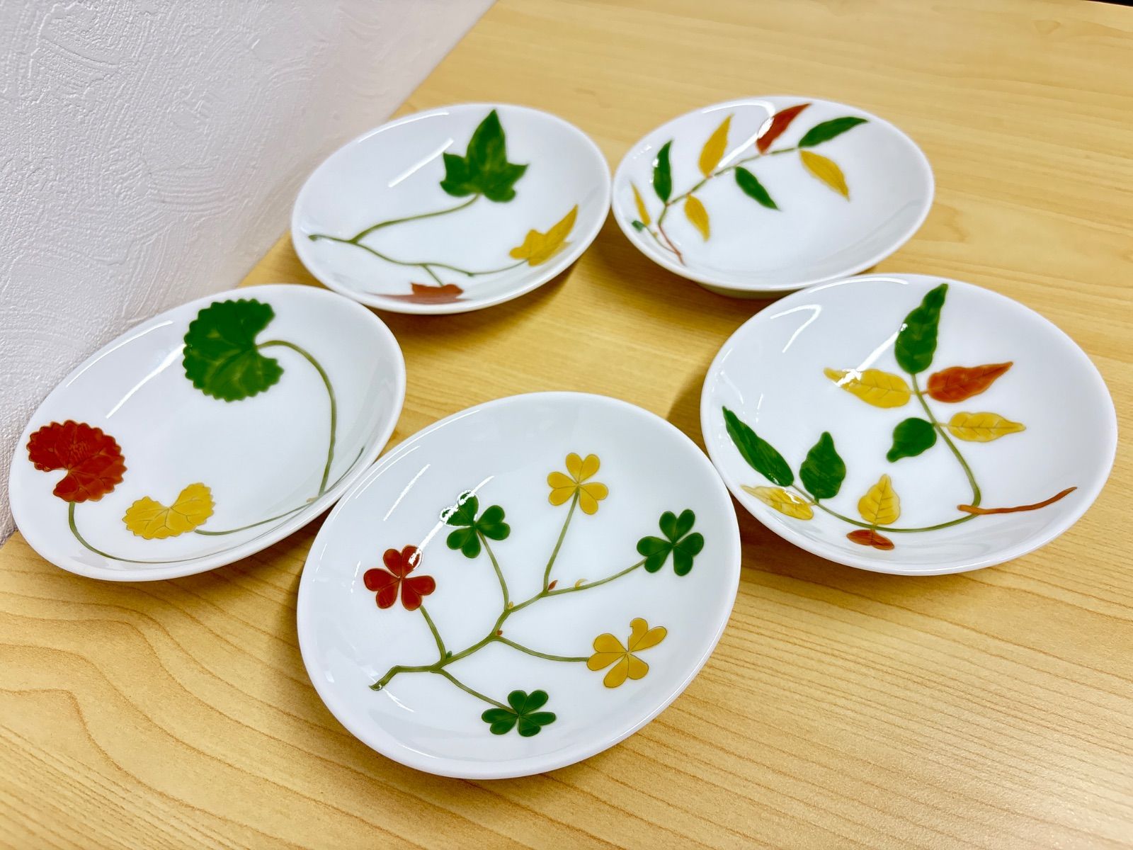 有田焼 深川製磁 摘み草 絵変わり 楕円皿 5枚 小皿 銘々皿 色絵