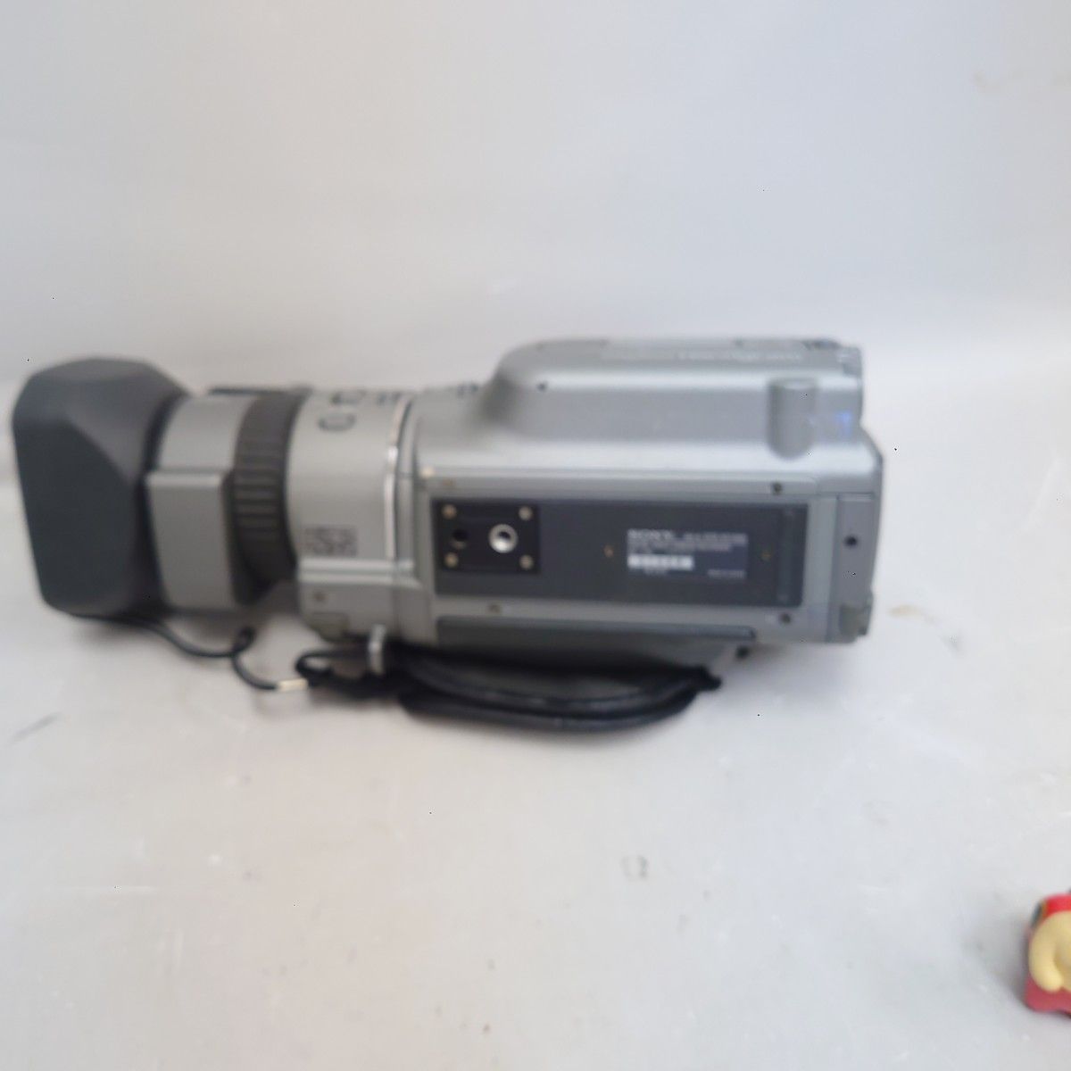 ビデオカメラ