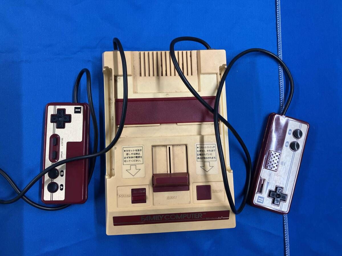【中古ジャンク品】ファミコンソフト47本、ファミコン本体一式 m54125221721_1.jpg?1707633790