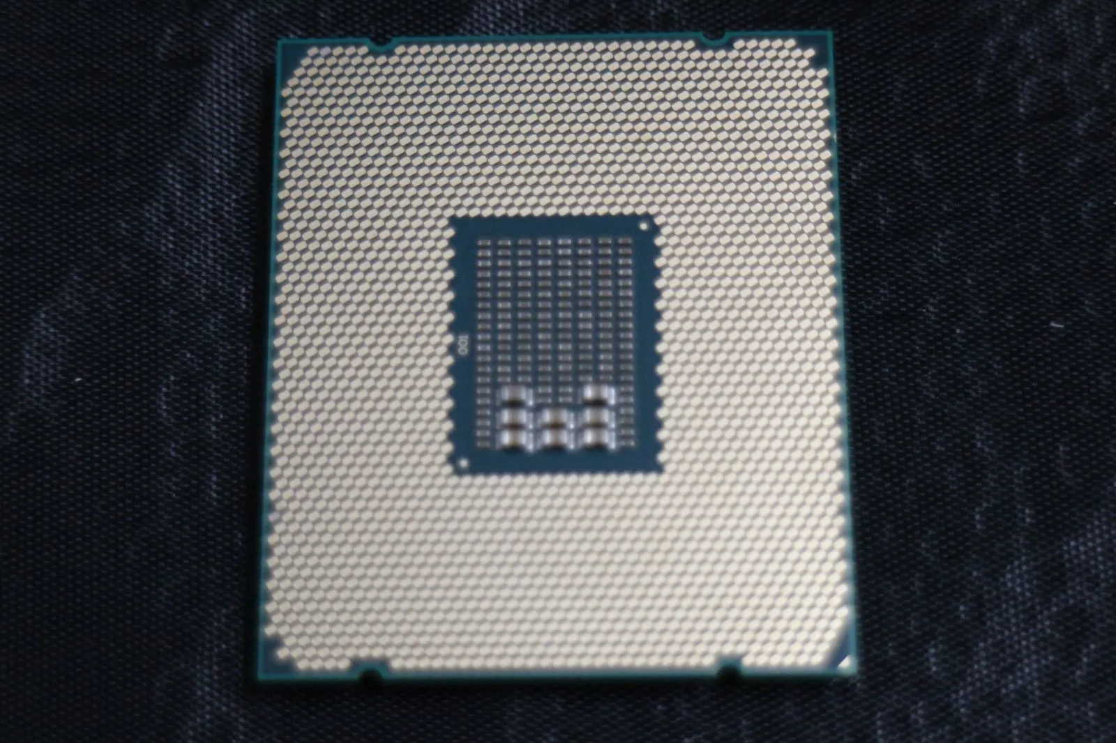 CPU 1枚 インテル® Xeon® プロセッサー E5-1660v4|mercariメルカリ官方